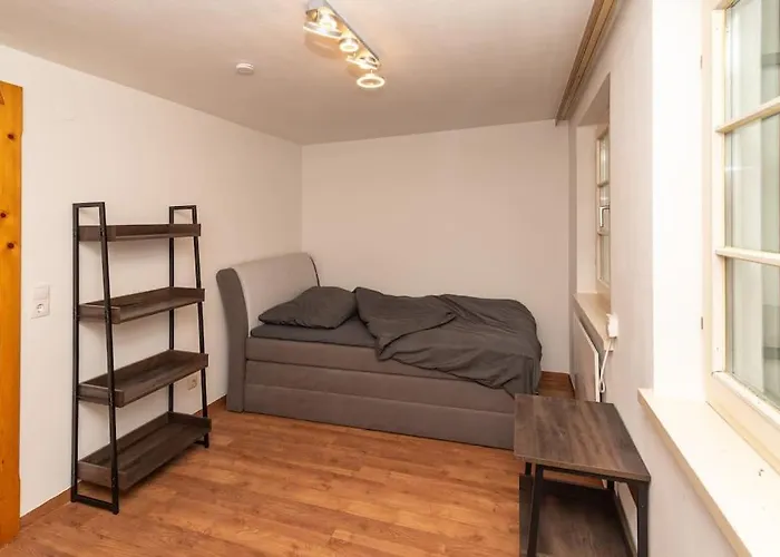 Crimson - Top 3 Appartement