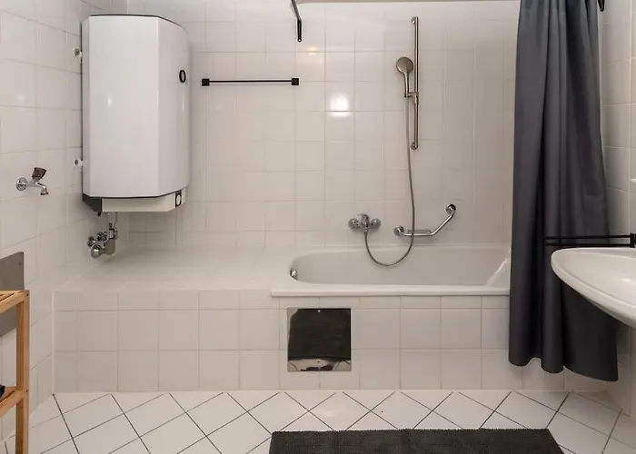 Crimson - Top 3 Appartement